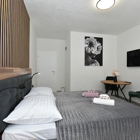 Jeta 2 Studio & Rooms Zadar Exterior foto